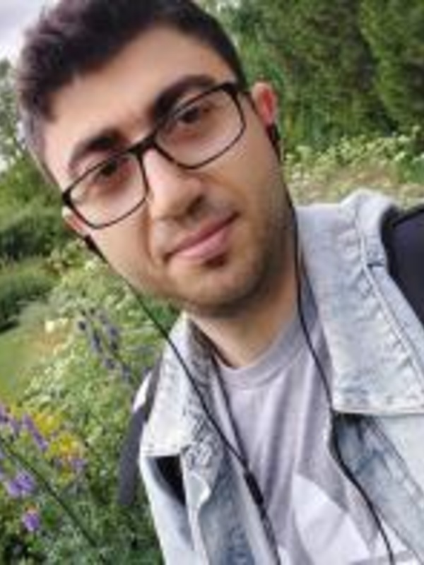  Christos Nikolaou