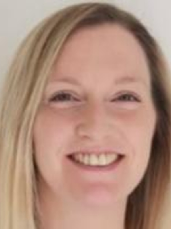  Emma Harrison