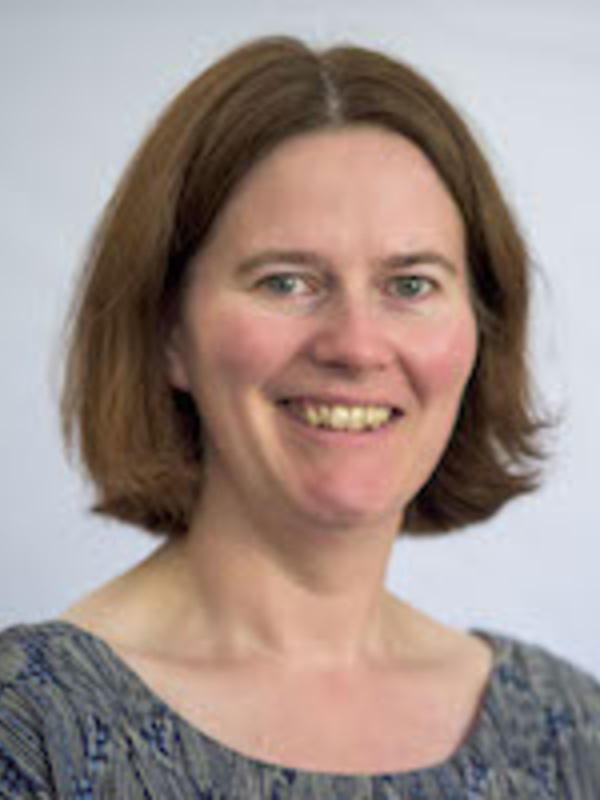  Lucy Chambers